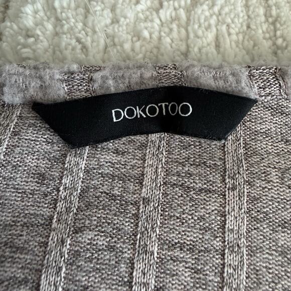 Dokotoo Women’s Size XL Gray Pullover Tunic Sweater V-Neck Casual Soft Weather - Picture 3 of 10